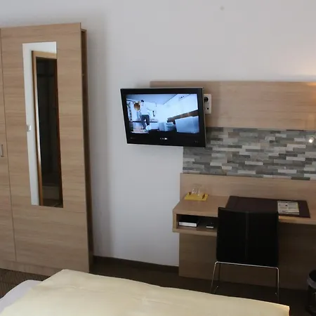 Vitis 3* Erding