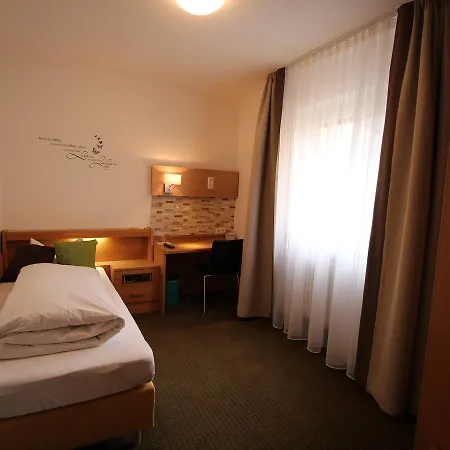 Hotel Vitis 3*